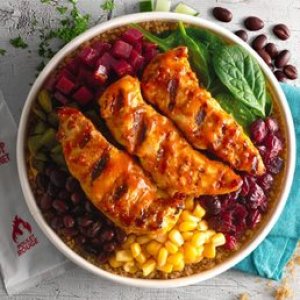 Poulet Rouge Simcoe Place